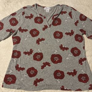 Liz Claiborne Red Posie TShirt Blouse Size Large Short Sleeve VNeck Modal Cotton